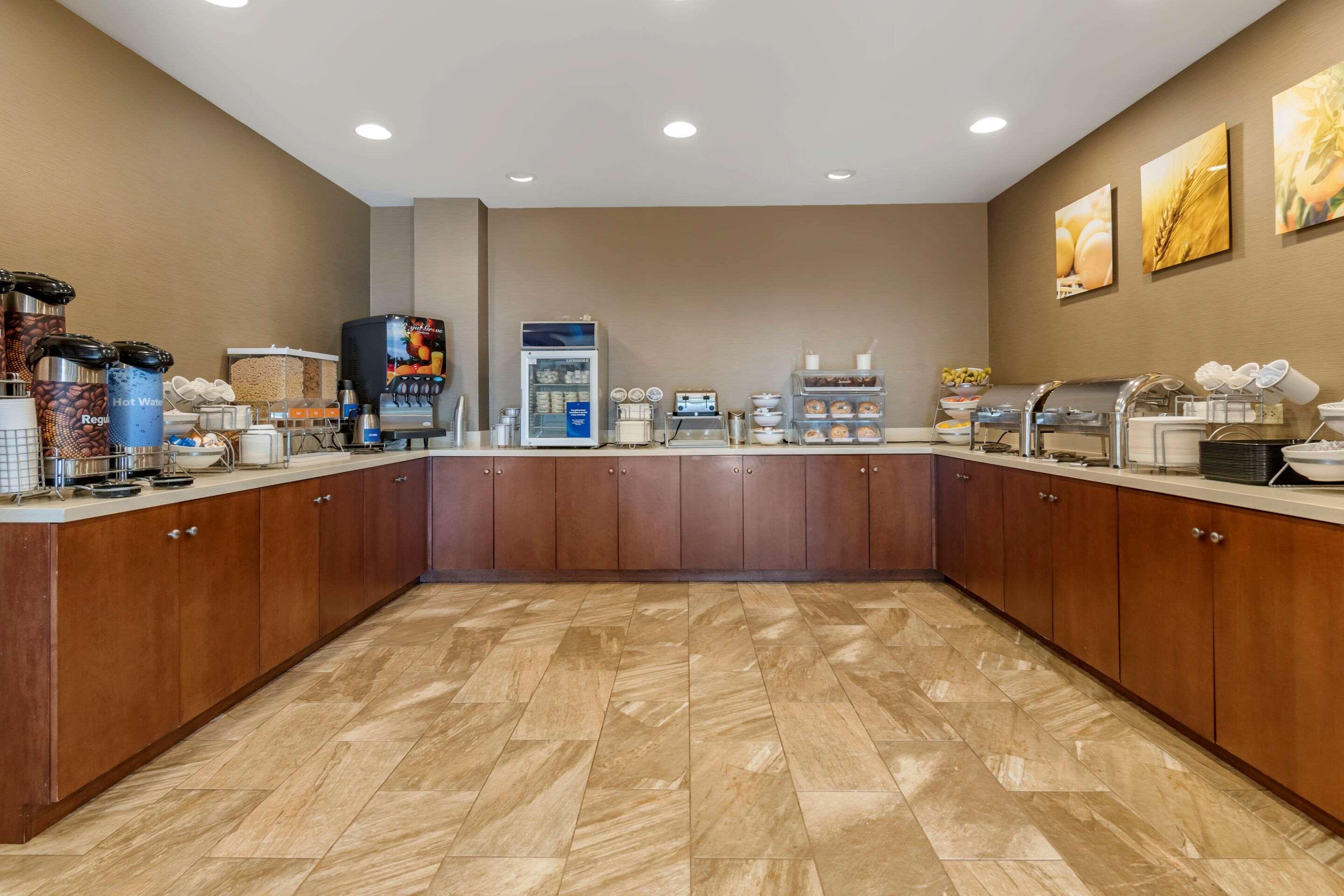 Comfort Suites Manheim - Lancaster Екстериор снимка